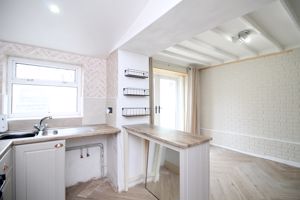 Kitchen/Diner- click for photo gallery